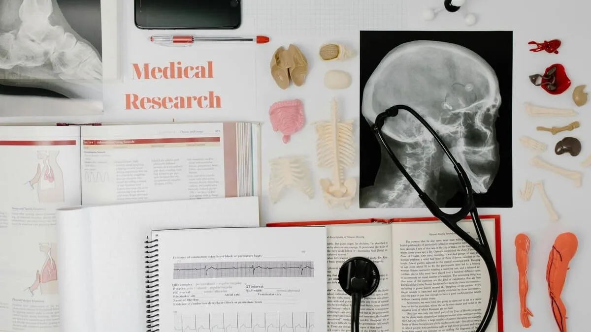 イベルメクチンはCOVIDの治療薬として注目されたが、現在はがん治療薬として試験中だ。では実際に何に効果があるのか？